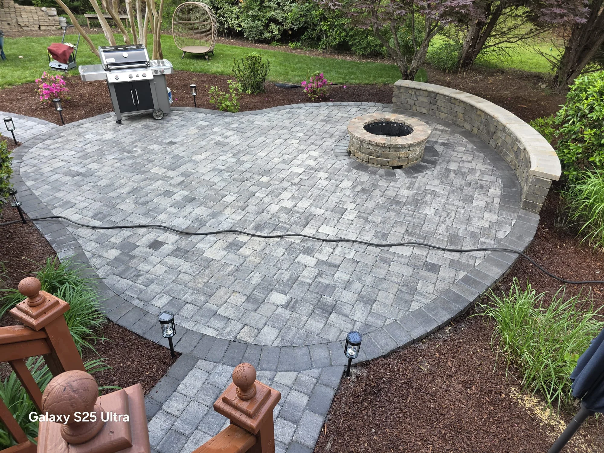 Retaining wall & stone patio, Raleigh area